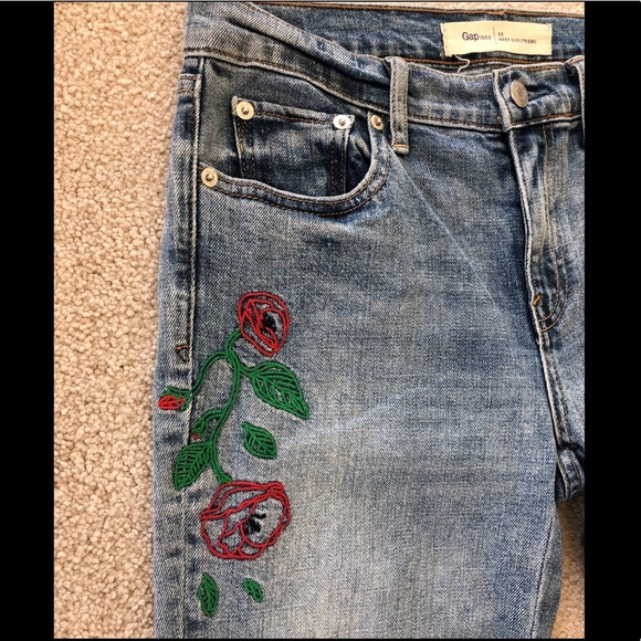 GAP best girlfriend floral and bird embroidered cropped ankle cigarette jeans 26 - Picture 3 of 8